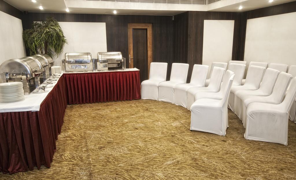 莫诺特尔酒店 加尔各答 外观 照片